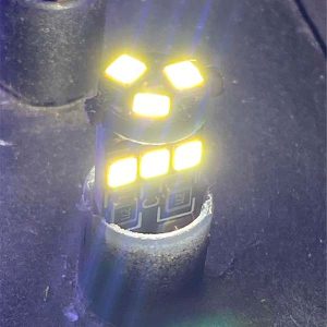 lámpara LED T10 CANBUS PRO de 9 LEDs en blanco o ámbar