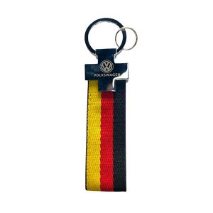 llavero con bandera de tela cocida y logo metálico de marcas de autos como Ford, VW, Toyota, Fiat, Renault y más